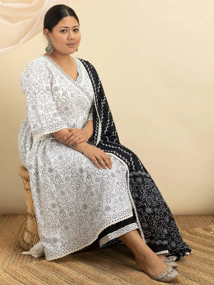 Plus Size White Printed Cotton Suit Set - Libas