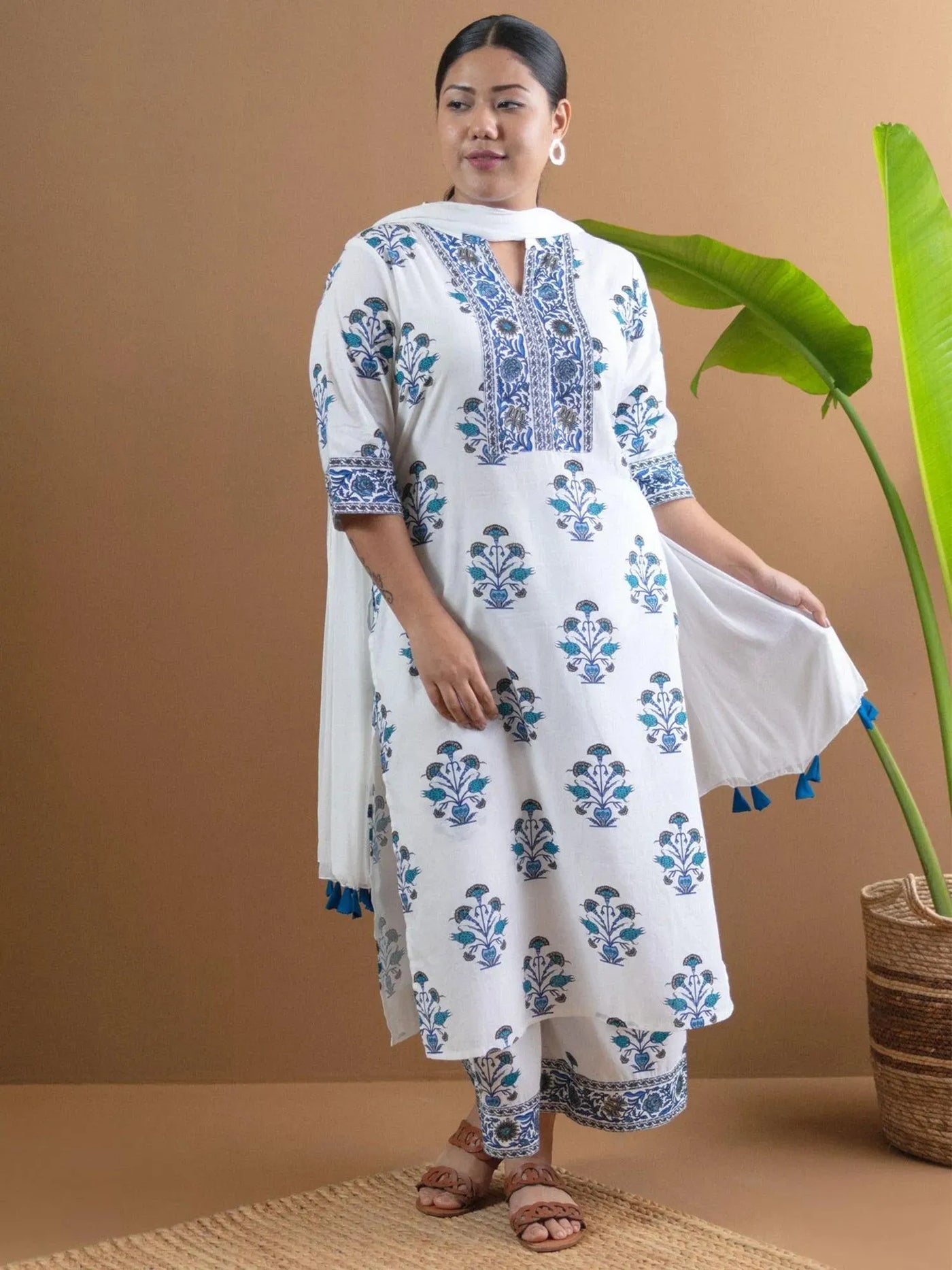 Plus Size White Printed Cotton Suit Set - Libas