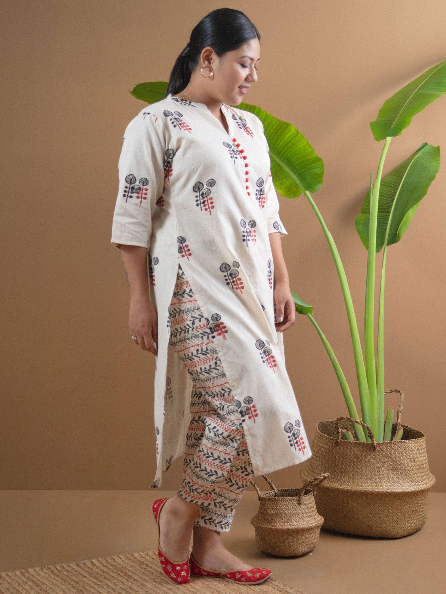 Plus Size Off-White Printed Cotton Straight Kurta With Trousers
