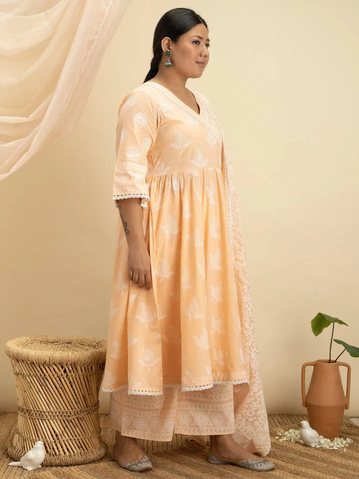 Plus Size Peach Printed Cotton Suit Set - Libas