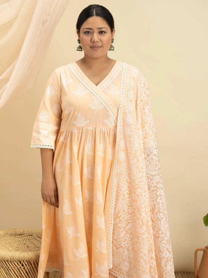 Plus Size Peach Printed Cotton Suit Set - Libas