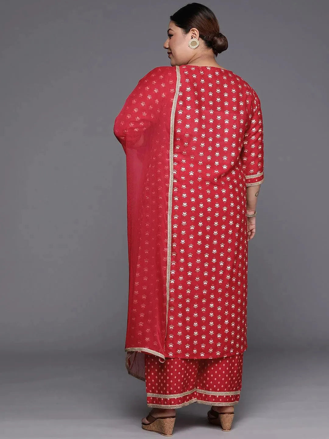 

Plus Size Pink Printed Silk Blend Straight Kurta With Palazzos & Dupatta