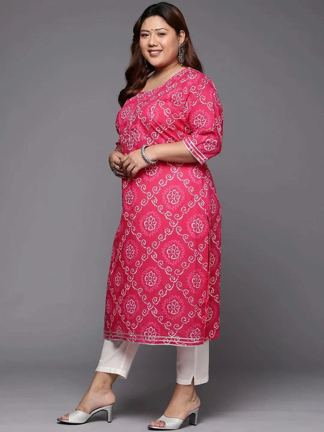 

Plus Size Pink Yoke Design Cotton Straight Kurta
