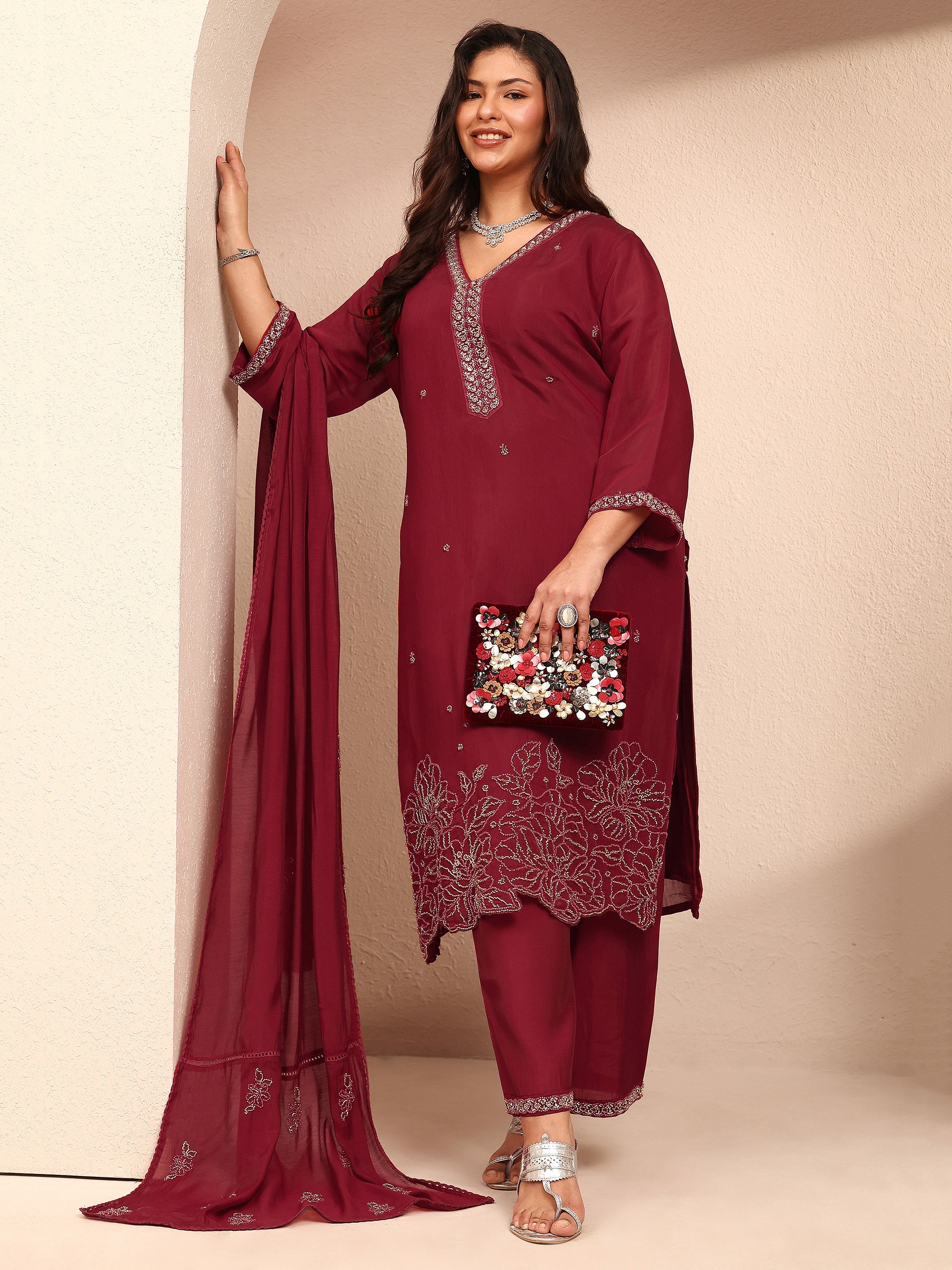 libas Plus Size Red Embroidered Plus Size Clothing Silk Blend Straight Suit Set With Dupatta-picture-36