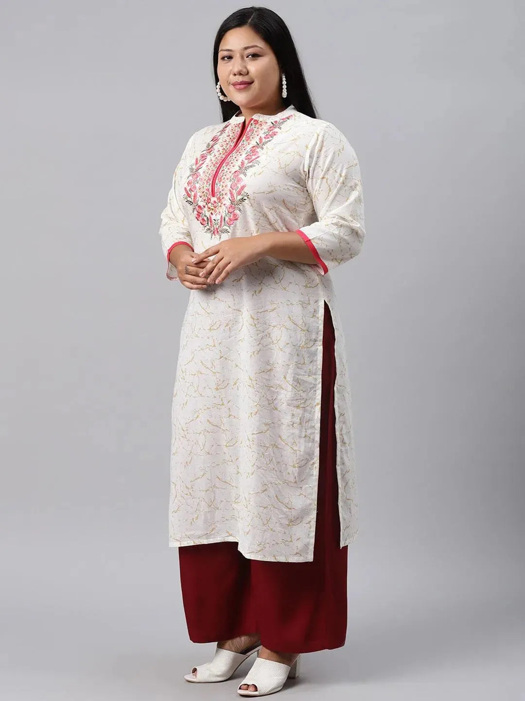 

Buy Plus Size White Embroidered Cotton Kurta - 11102- | Libas Ethnic Wear Online
