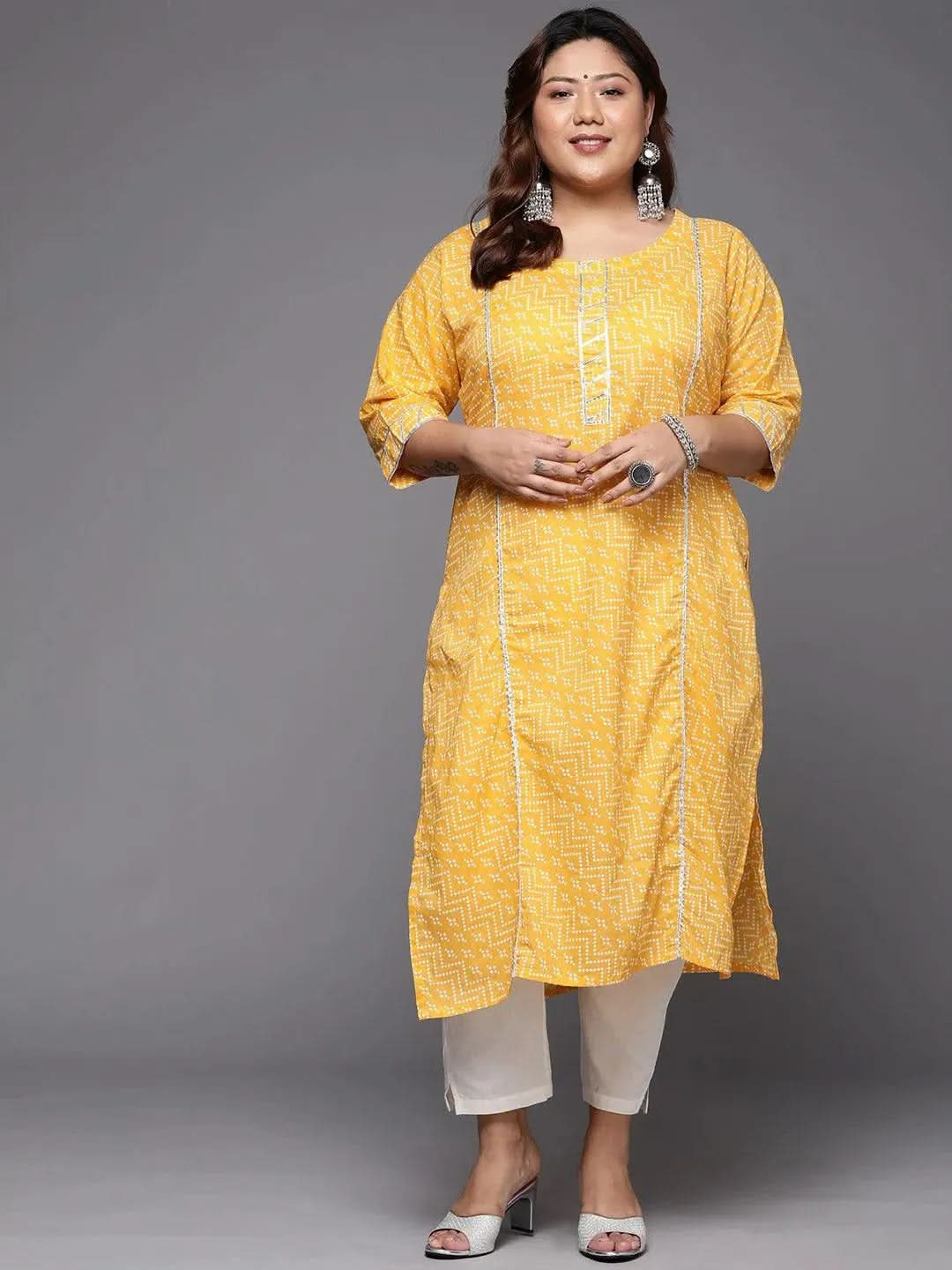 

Plus Size Yellow Printed Cotton Straight Kurta