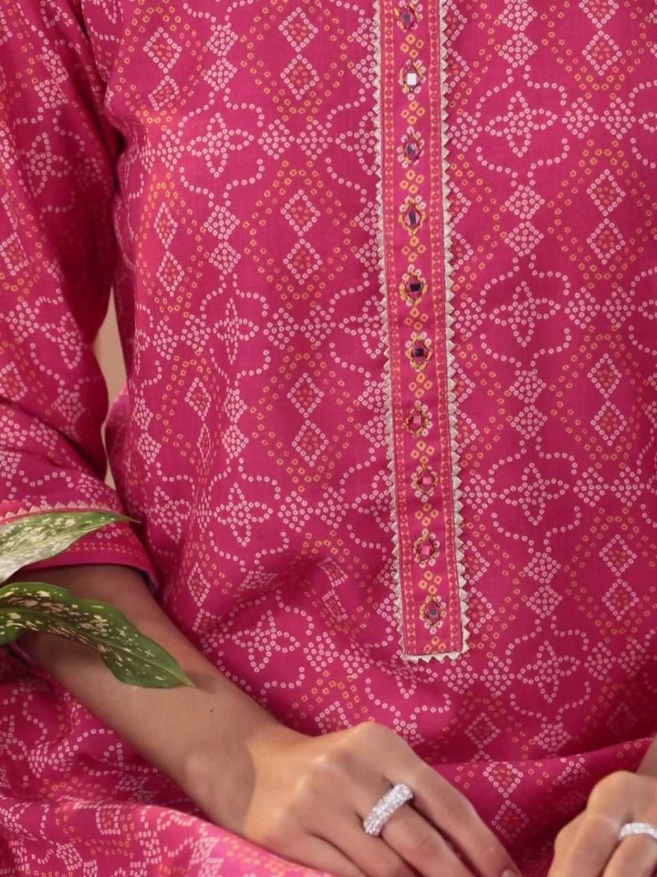  Pink Printed Cotton Straight Kurta With Trousers 