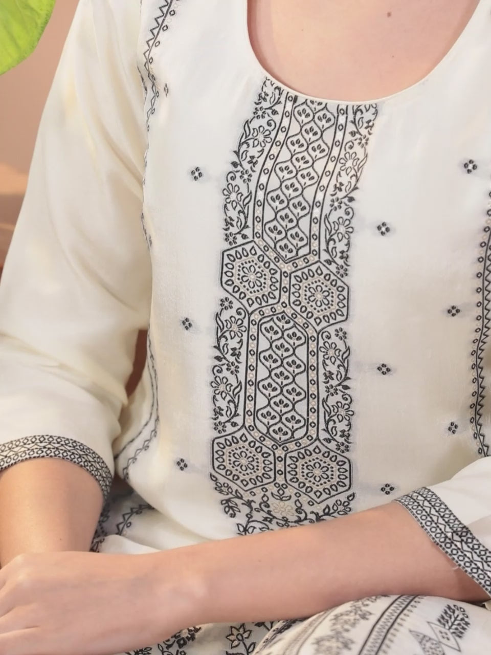  Off White Woven Design Silk Blend Straight Kurta With Trousers & Dupatta 