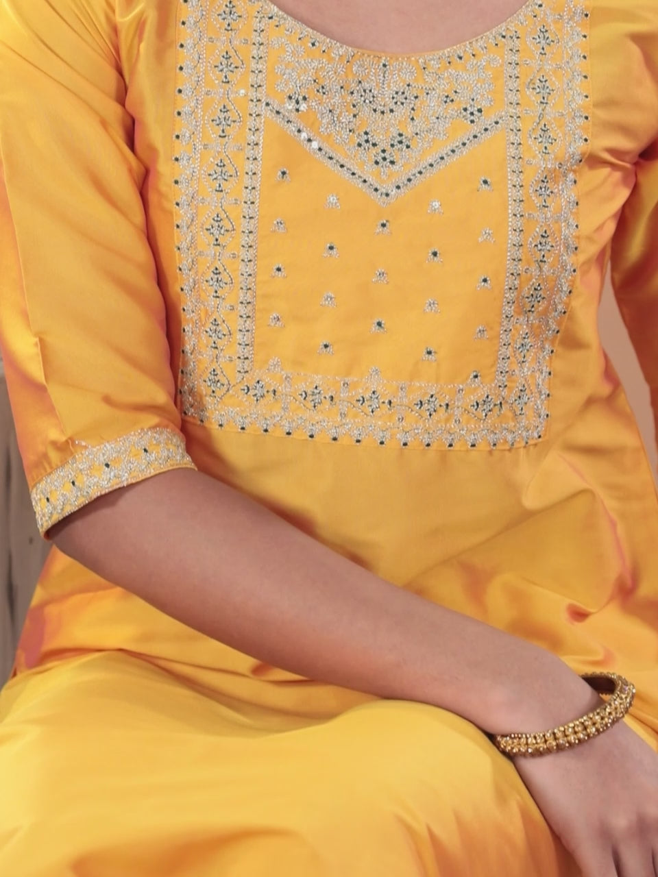  Yellow Printed Silk Blend Straight Kurta With Trousers & Dupatta 