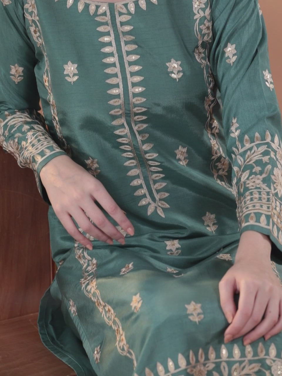  Blue Embroidered Silk Blend Straight Suit With Dupatta 