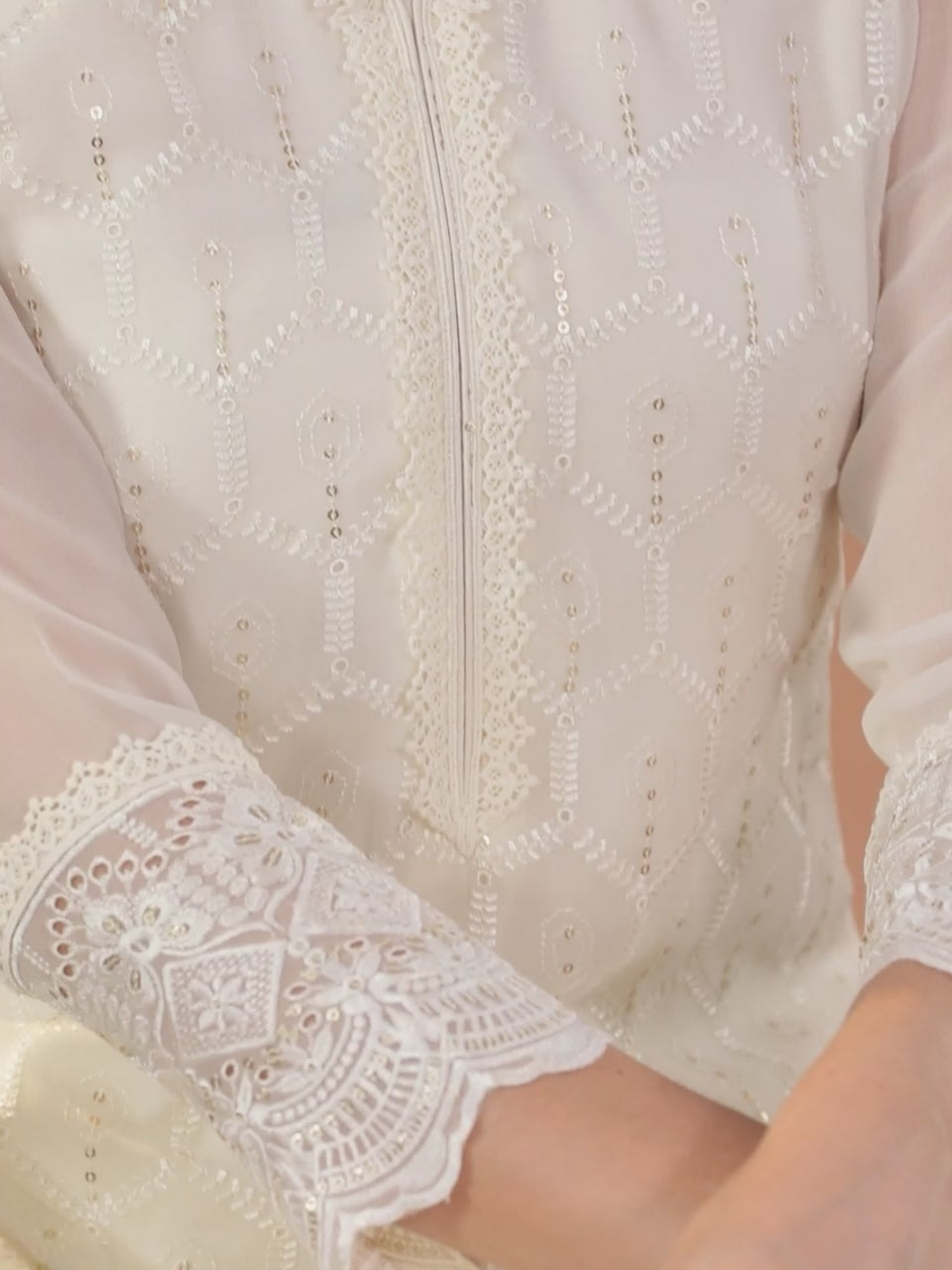  Off-White Embroidered Georgette Straight Kurta With Trousers & Dupatta 