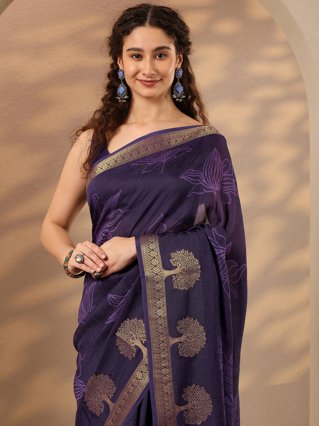 Purple Embellished Silk Blend Saree With Unstitched Blouse Piece