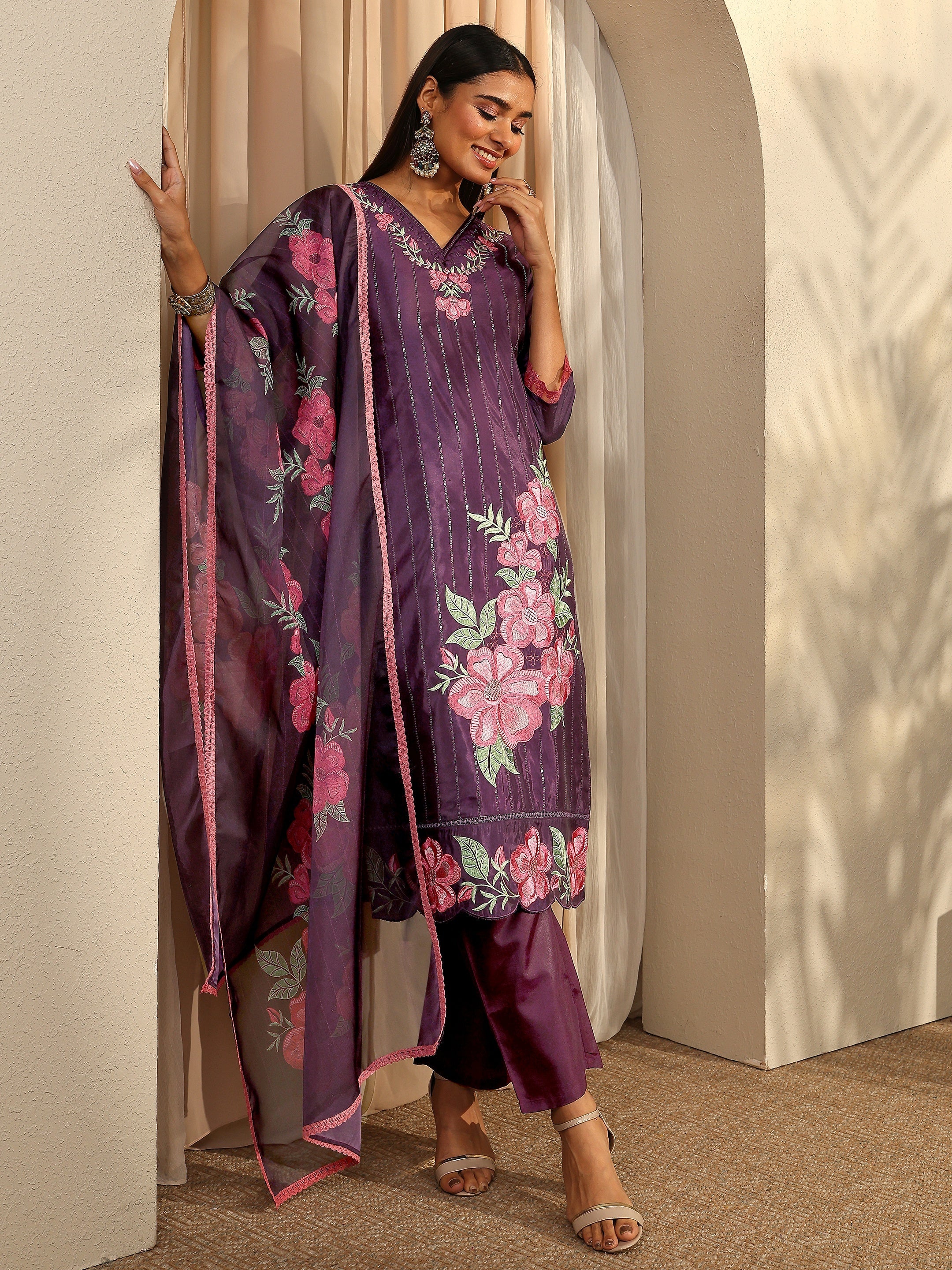 Purple Embroidered Crepe Straight Suit Set With Dupatta-image-30