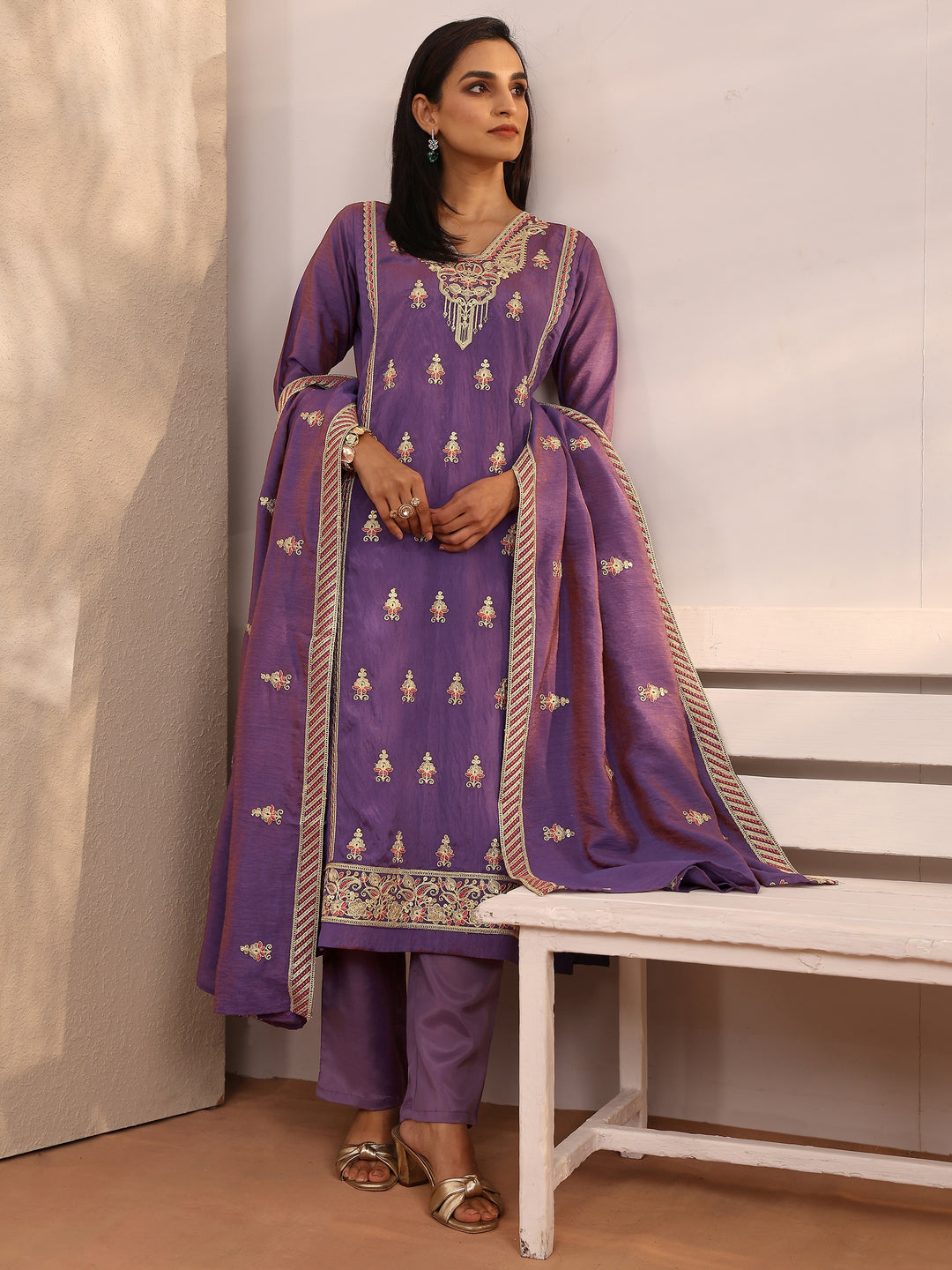 Purple Embroidered Silk blend Straight Suit Set With Dupatta