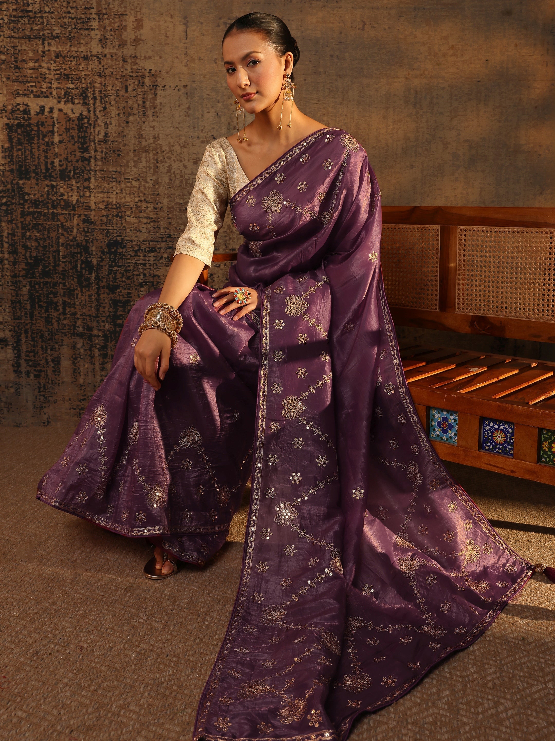 Purple Floral Embroidered Tissue Saree With Unstitched Blouse Piece-image-21