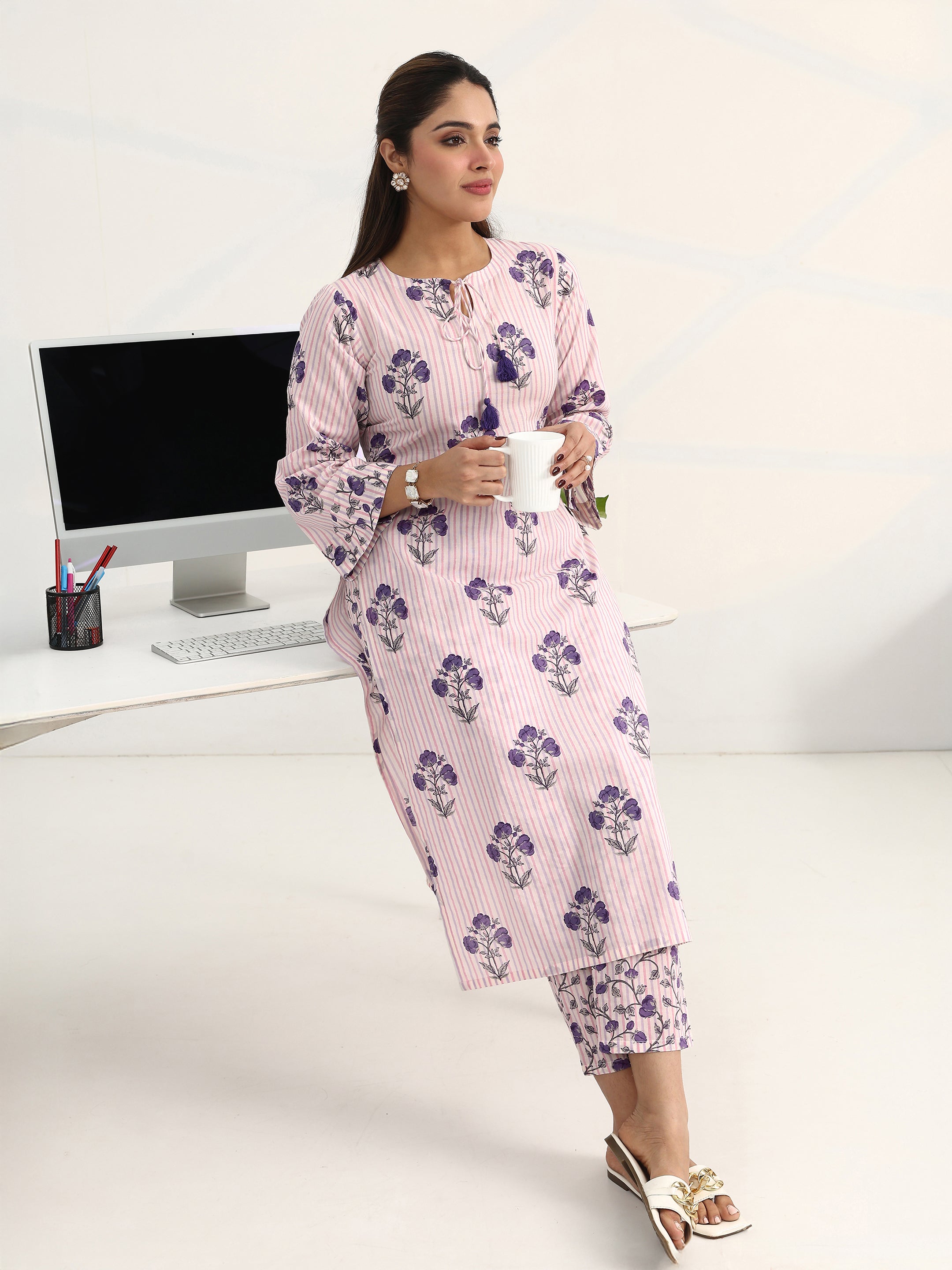 libas Purple Floral Printed Cotton Blend Straight Kurta Set-picture-14
