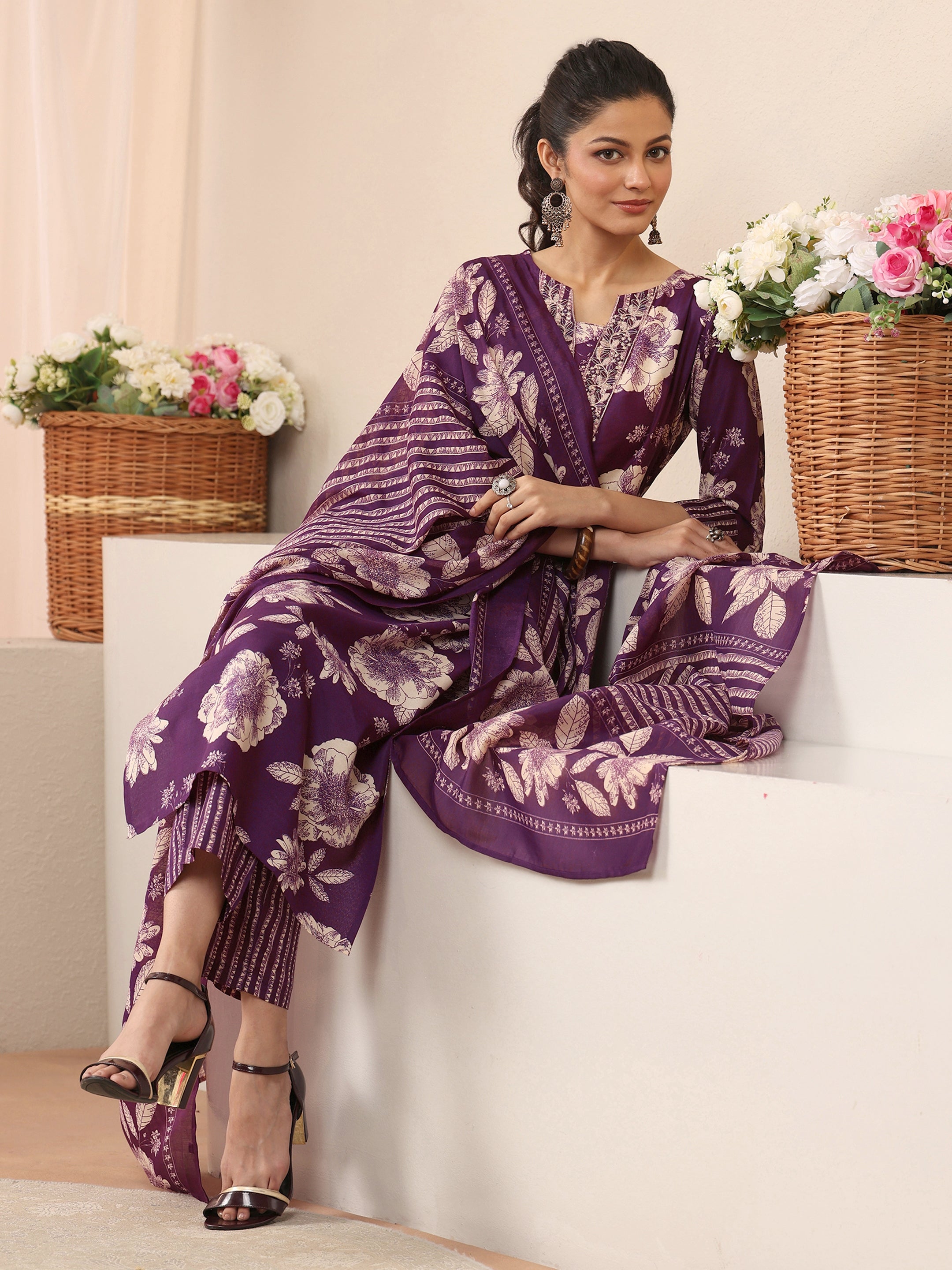 libas Purple Floral Printed Cotton Blend Straight Suit Set-picture-26