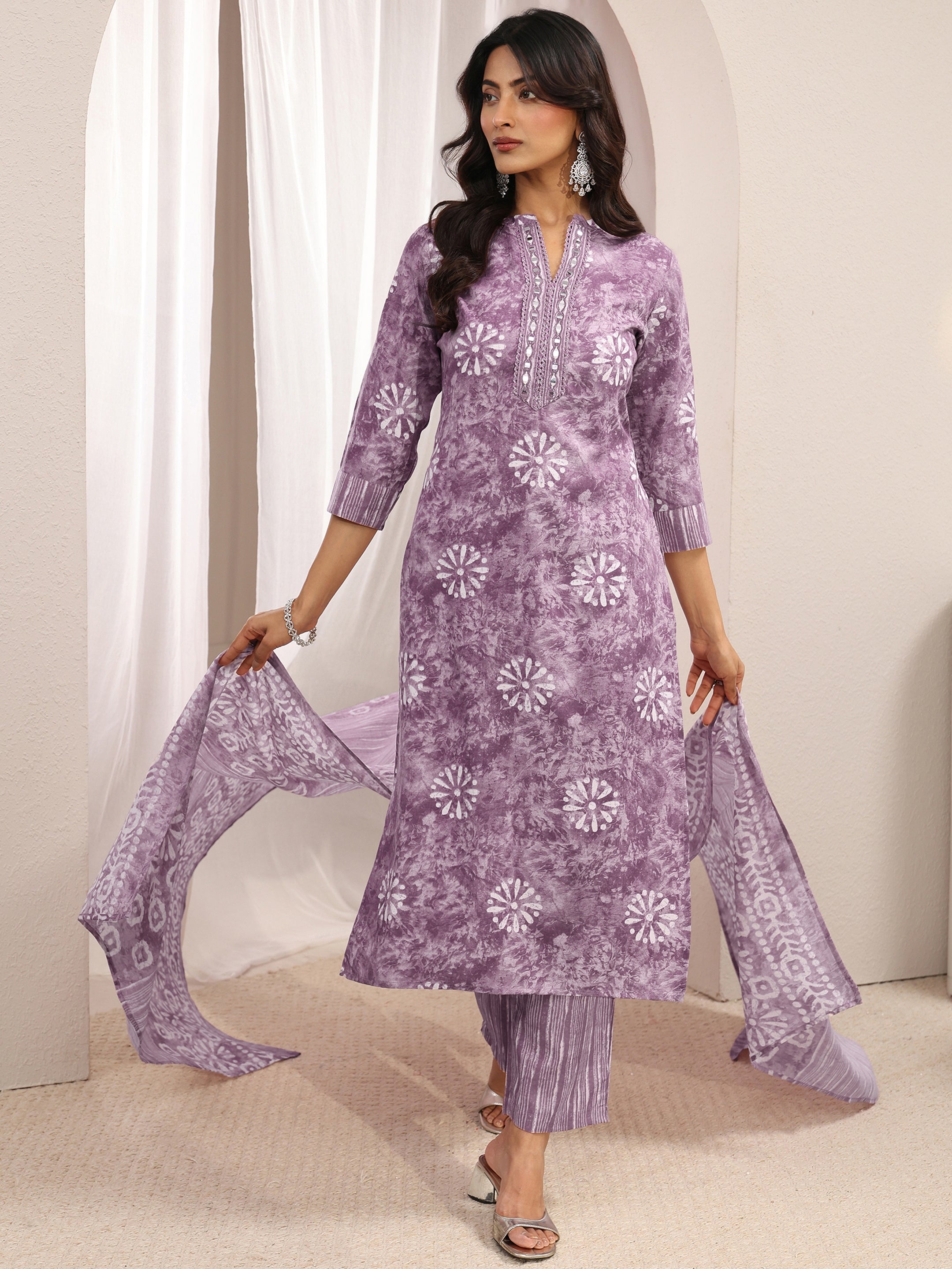libas Purple Floral Printed Cotton Blend Straight Suit Set With Dupatta-picture-27