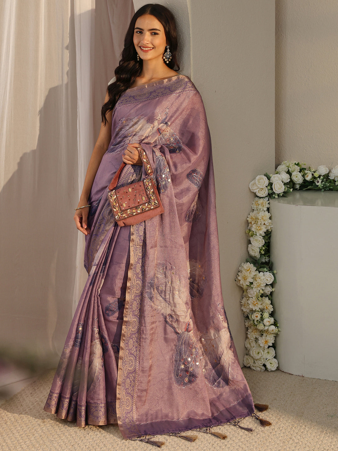 Purple Quirky Printed Silk Blend Saree With Unstitched Blouse Piece