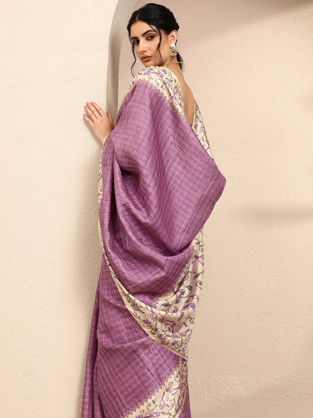 Purple Woven Design Banarsi Silk Blend Saree With Unstitched Blouse Piece