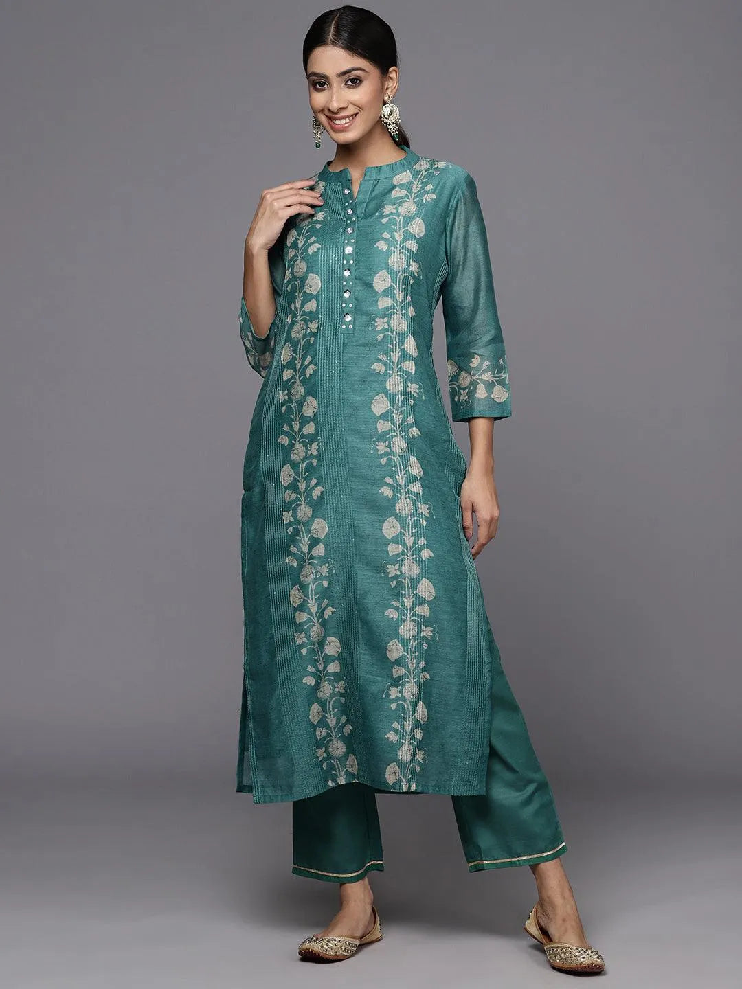 Rama Green Embroidered Chanderi Silk Straight Kurta With Trousers - Libas 