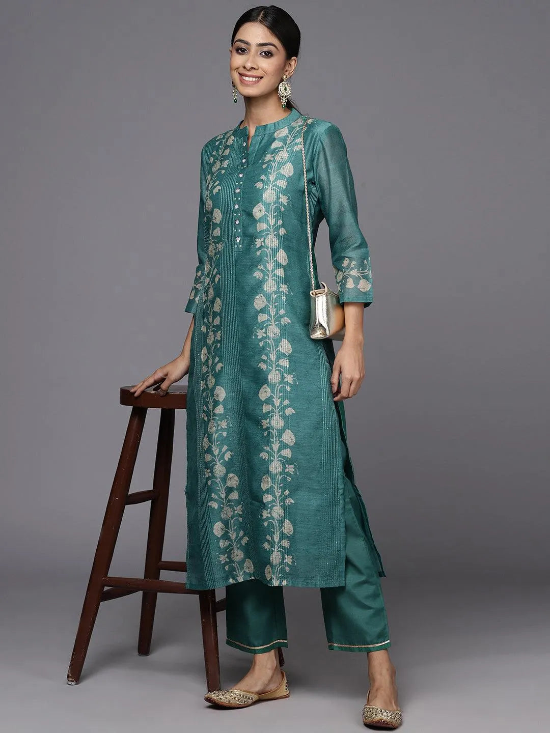 Rama Green Embroidered Chanderi Silk Straight Kurta With Trousers - Libas 