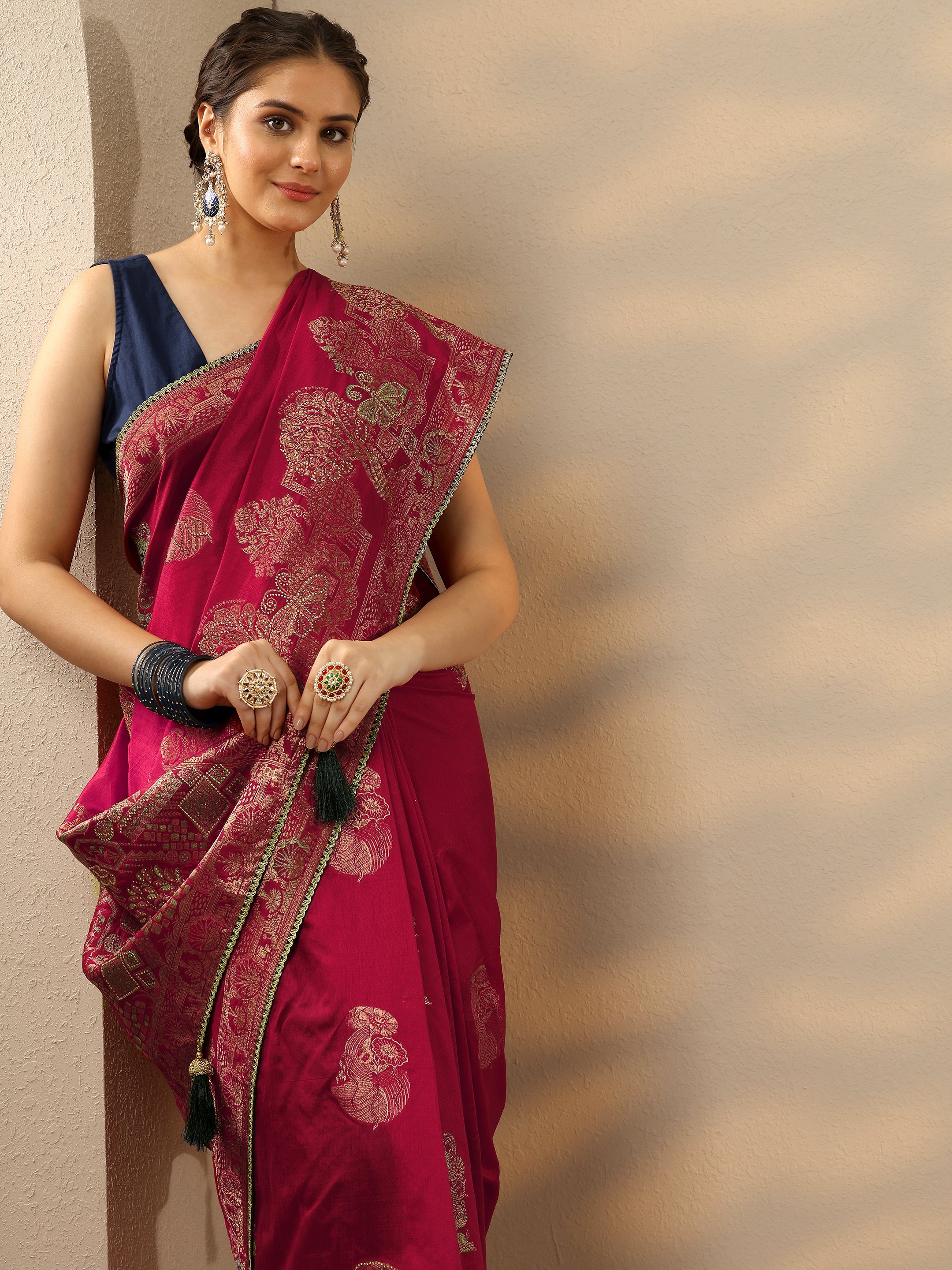 libas Red Embellished Banarasi Silk Blend Saree With Unstitched Blouse Piece-picture-63