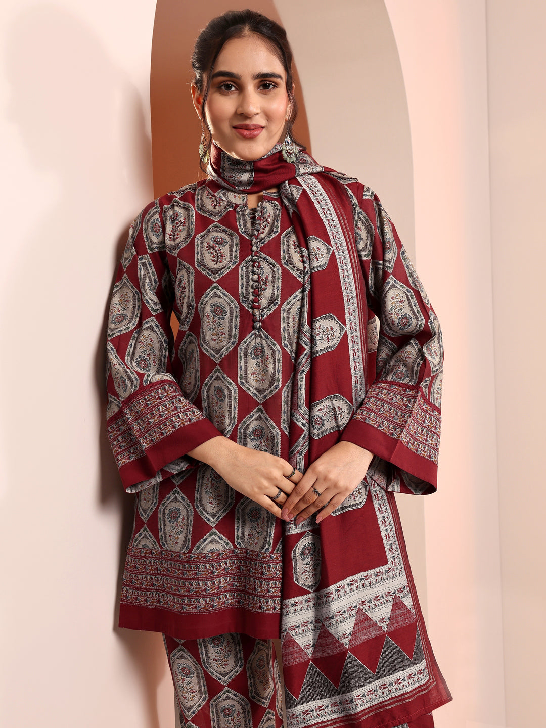 Red Embellished Silk Blend Straight Suit Set With Dupatta