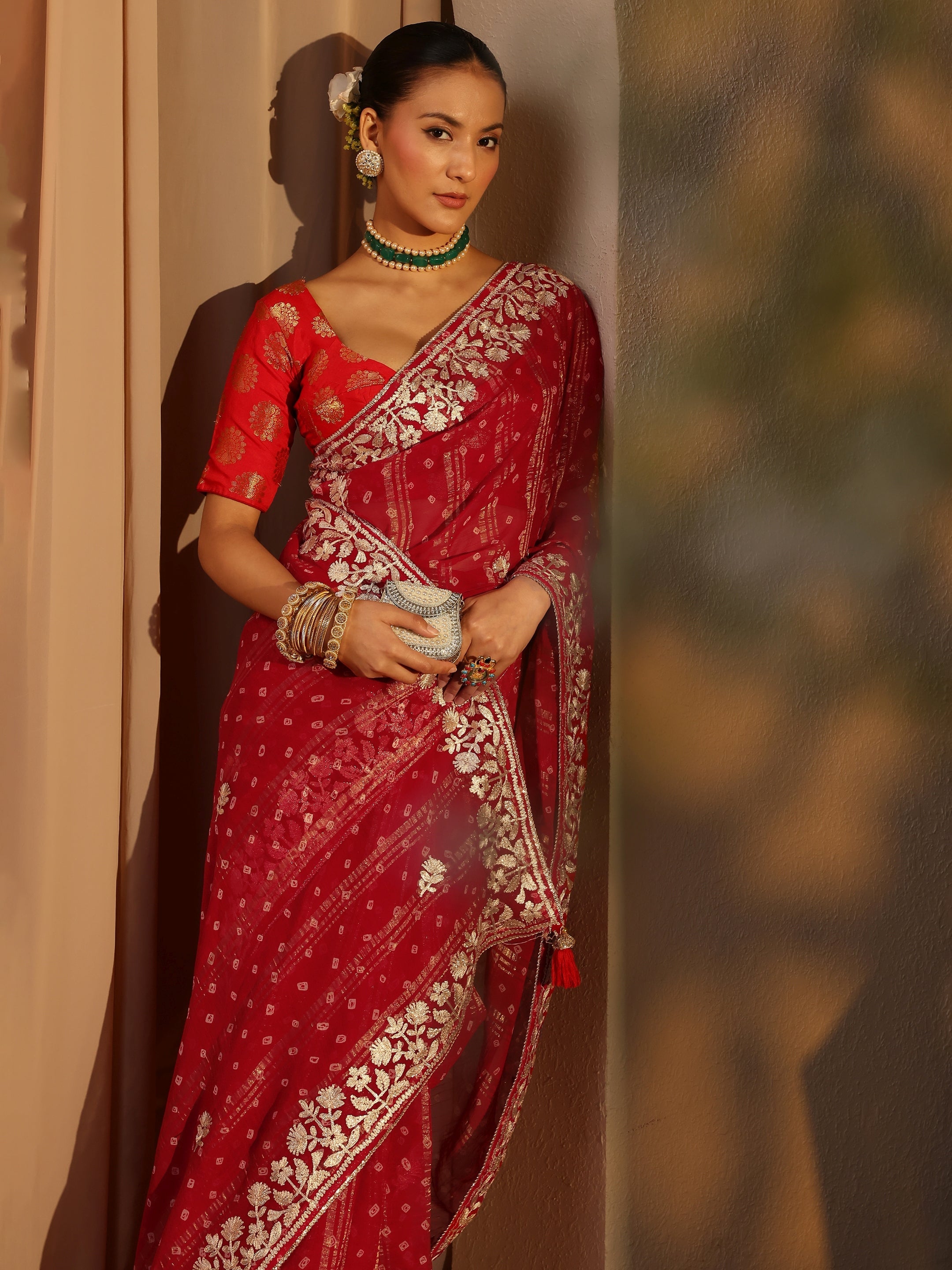 libas Red Floral Printed Tissue Saree With Unstitched Blouse Piece-picture-42
