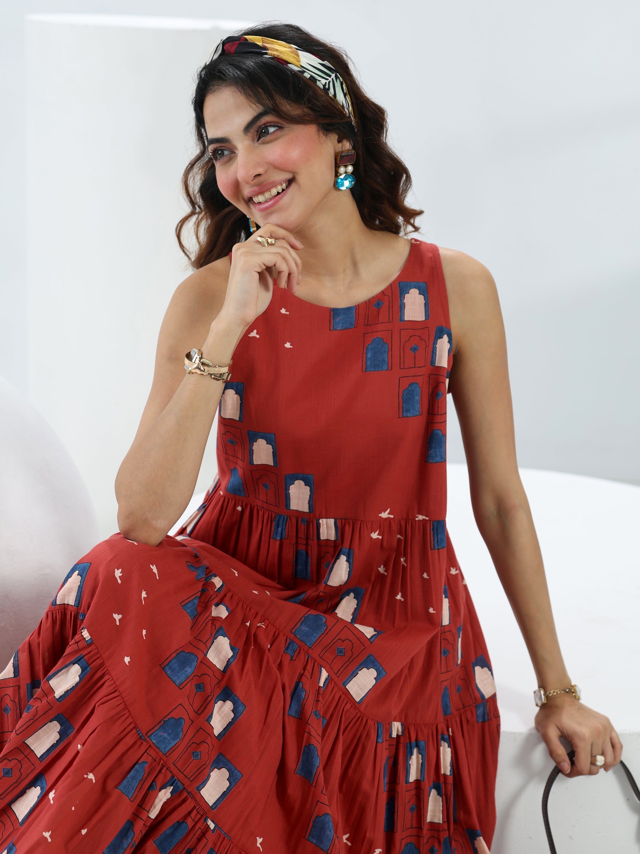 Red Quirky Printed Cotton Fit-And-Flare One-Piece Tiered Dress-image-16