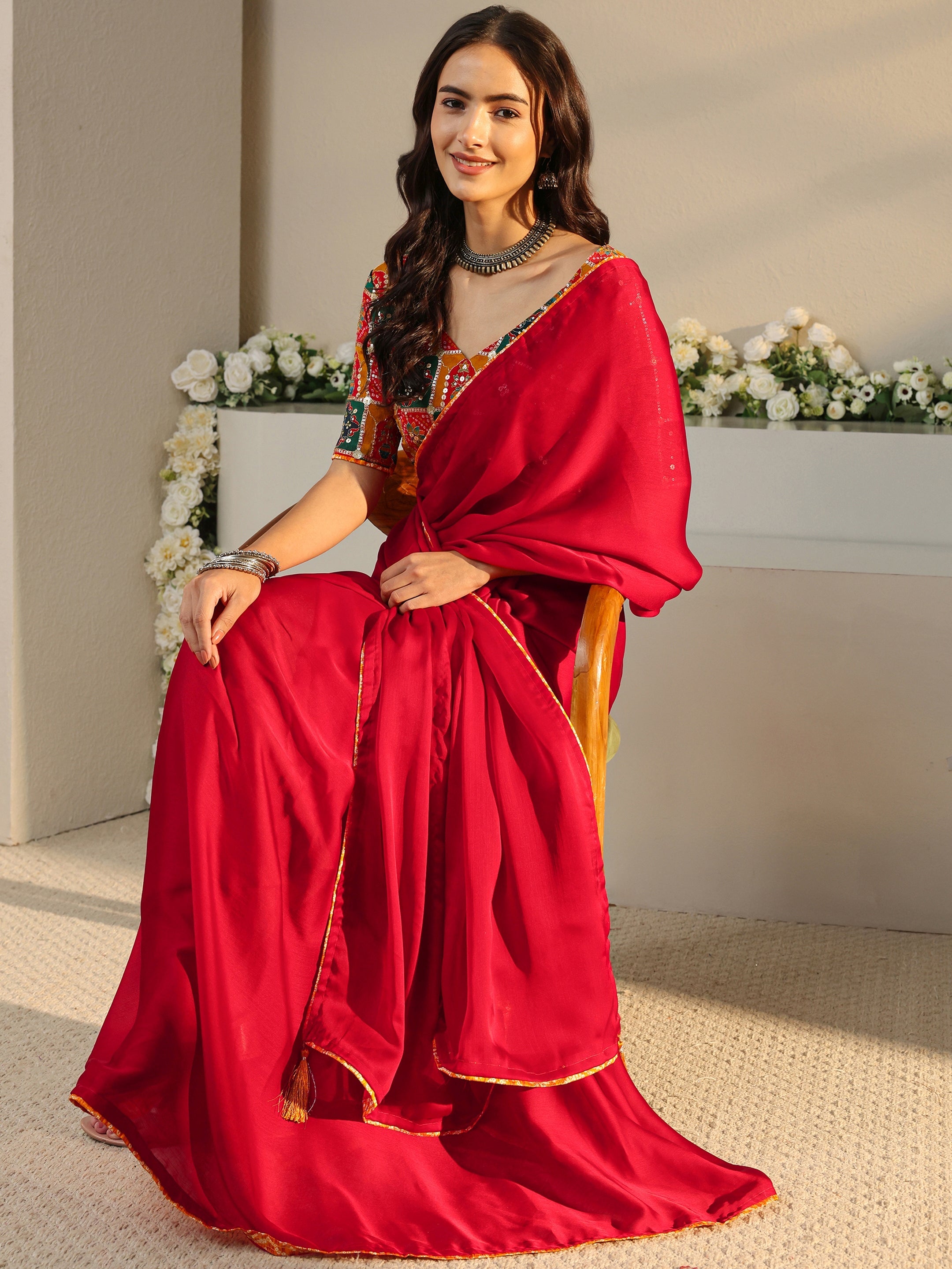 Red Solid Chiffon Saree With Unstitched Blouse Piece-image-42