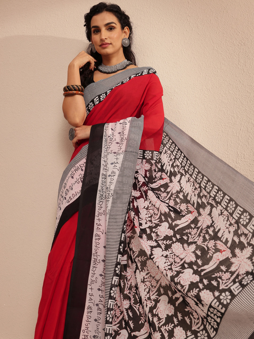  Red Solid Cotton Saree With Unstitched Blouse Piece 