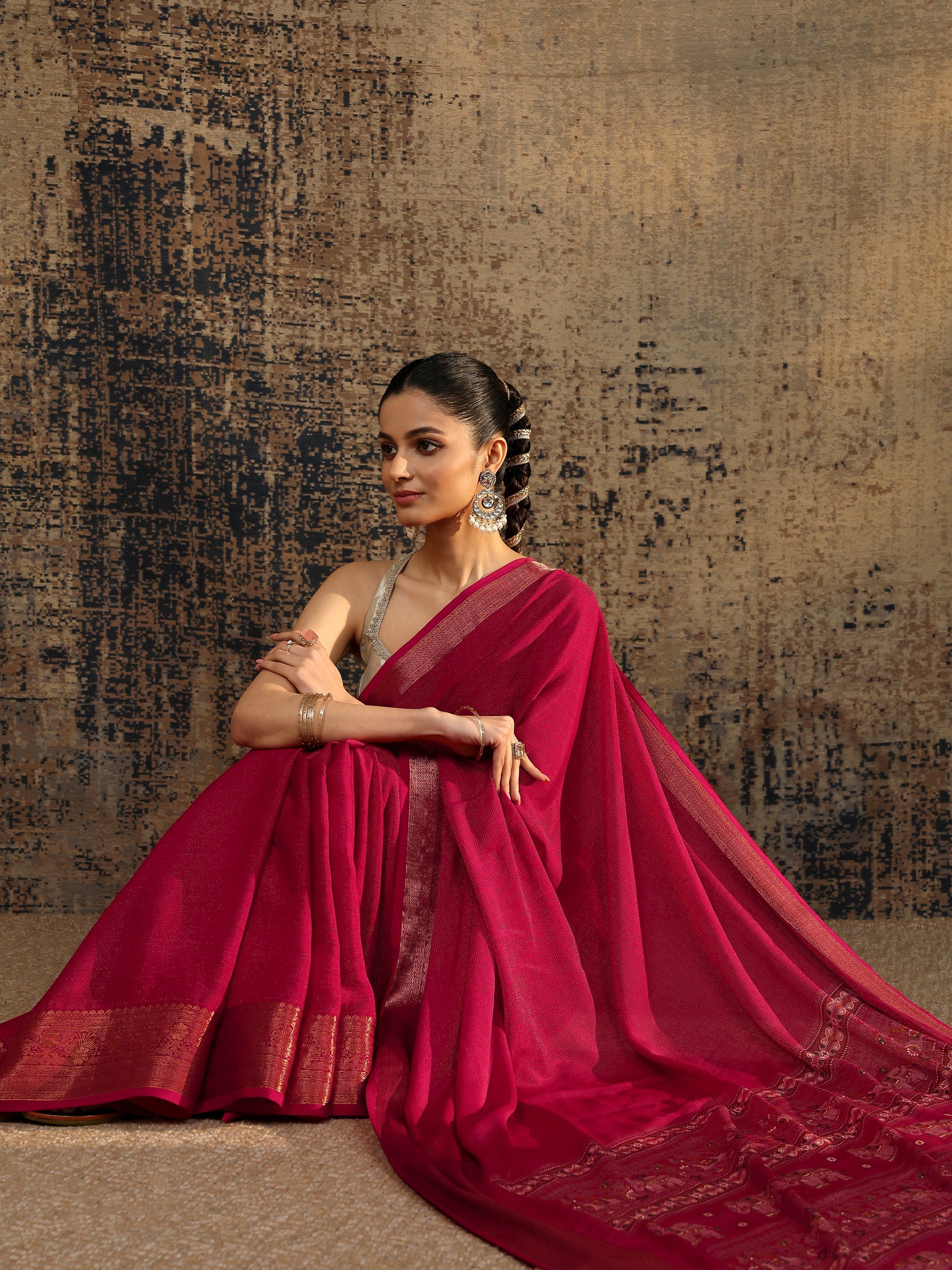 libas Red Solid Silk Blend Saree With Unstitched Blouse Piece-picture-52