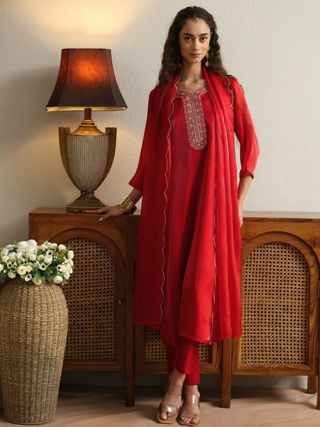  Red Yoke Design Tissue Straight Suit Set 