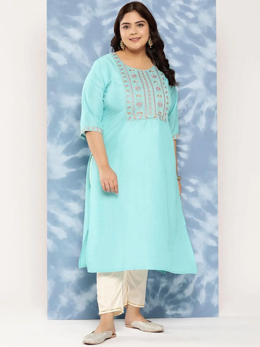 Sea Green Yoke Design Silk Straight Kurta - Libas 