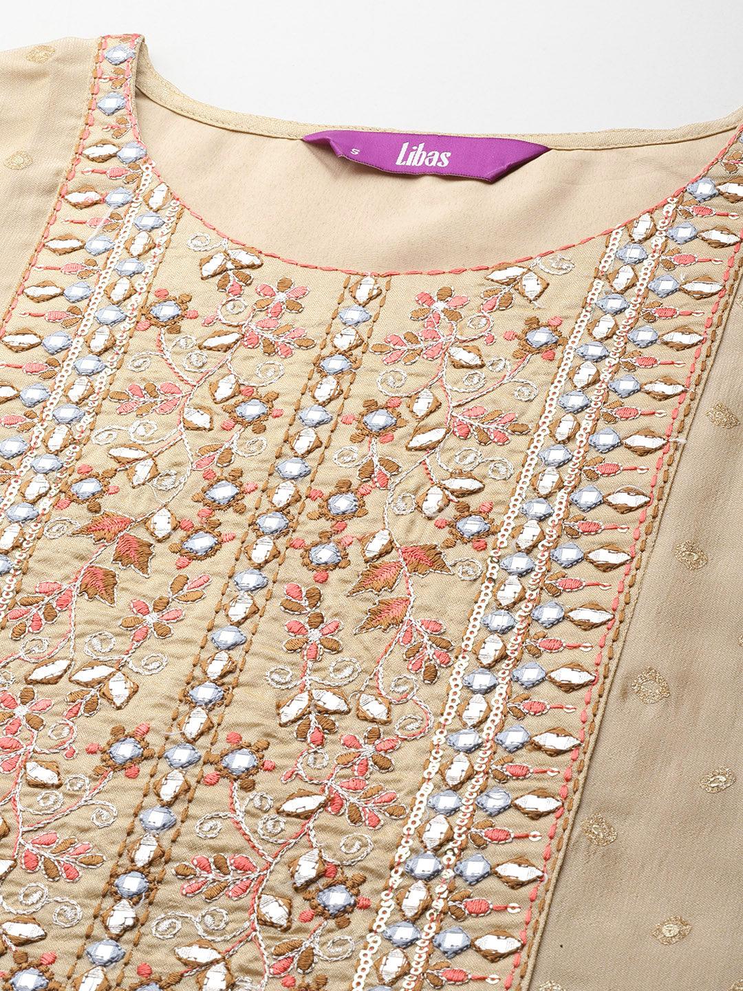 Tan Printed Silk Blend Straight Kurta With Trousers & Dupatta