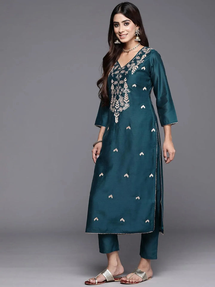 Teal Embroidered Chanderi Silk Straight Kurta With Trousers & Dupatta - Libas
