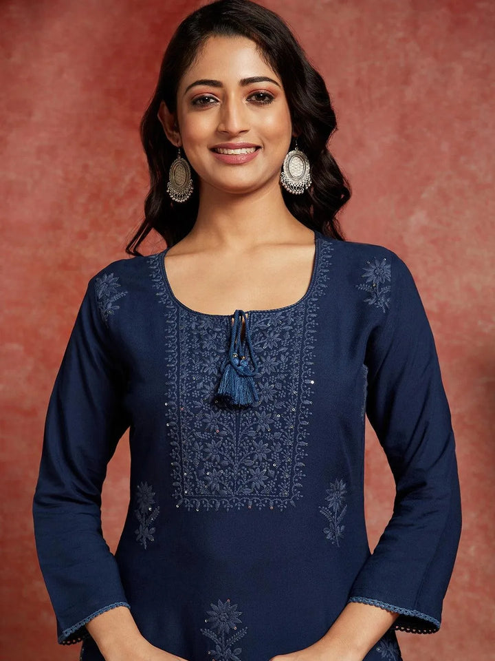 Teal Embroidered Rayon Straight Kurta - Libas