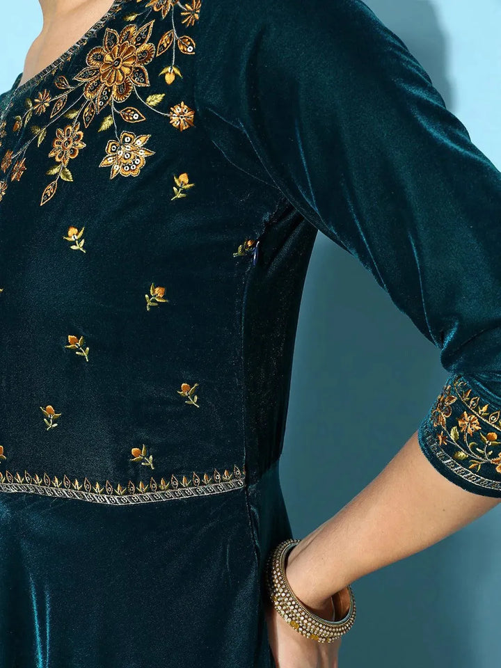 Teal Yoke Design Velvet Anarkali Suit Set - Libas