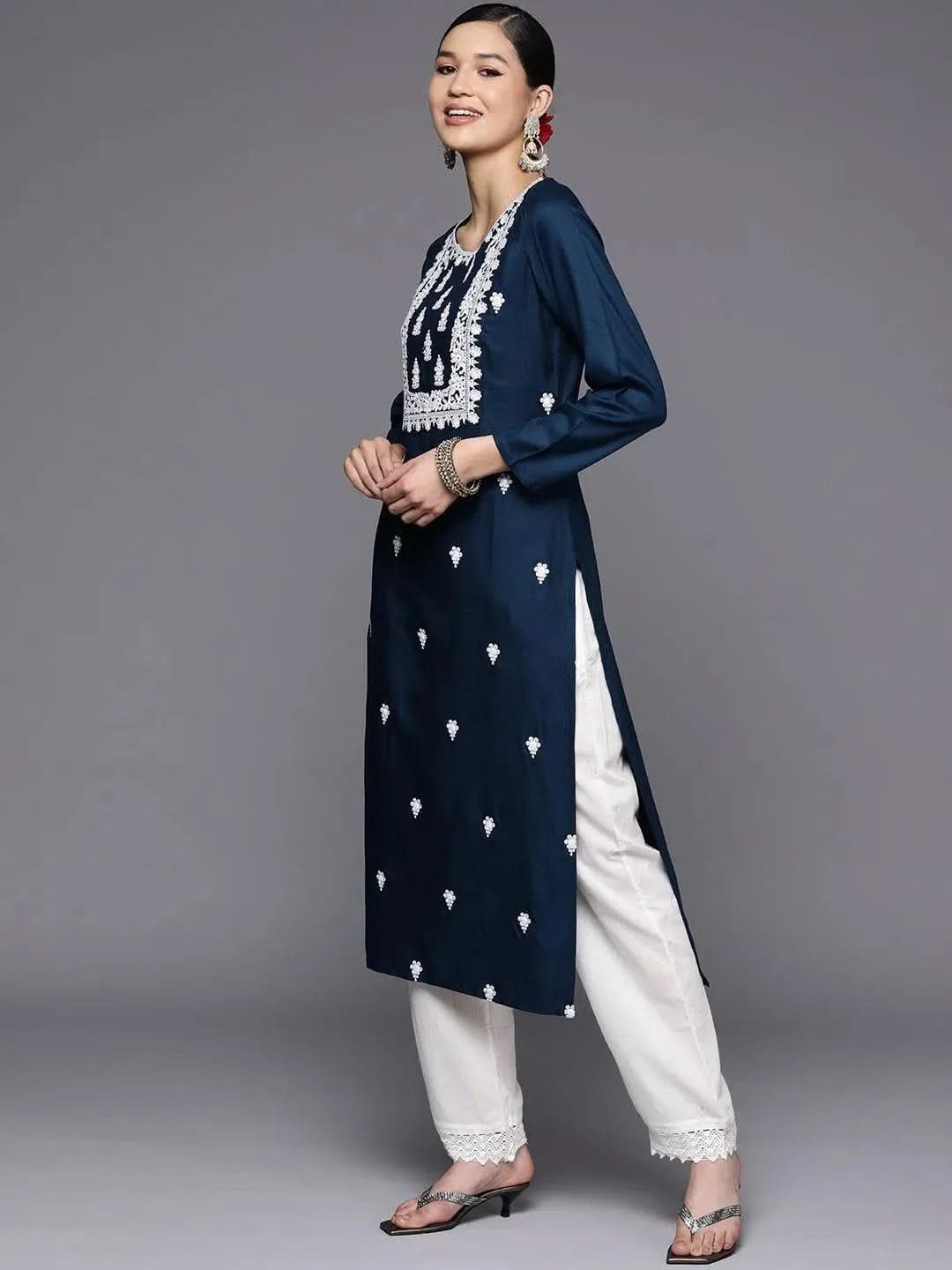 

Teal Yoke Design Wool Straight Kurta