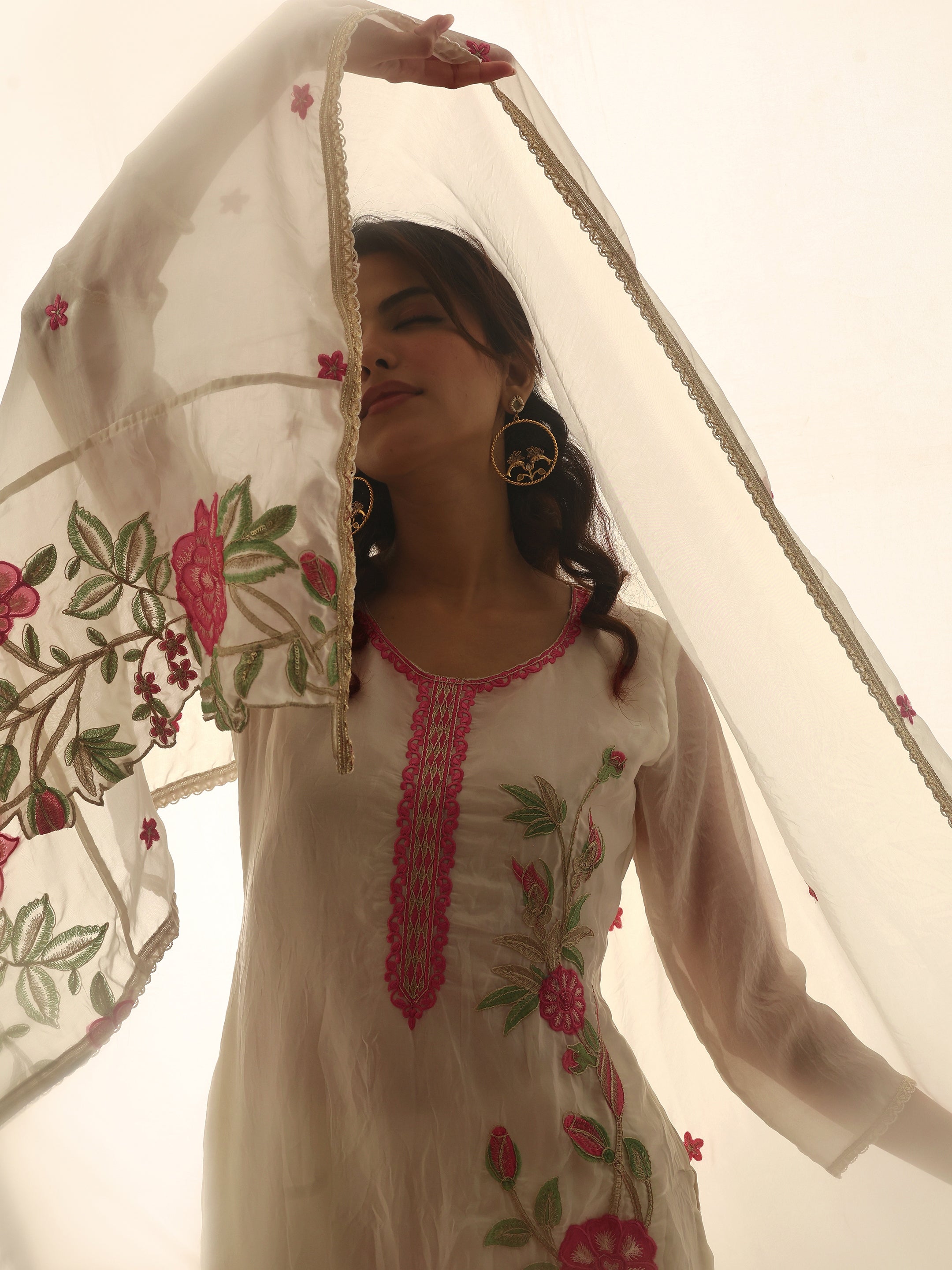 White Embroidered Organza Straight Suit Set With Dupatta-image-30