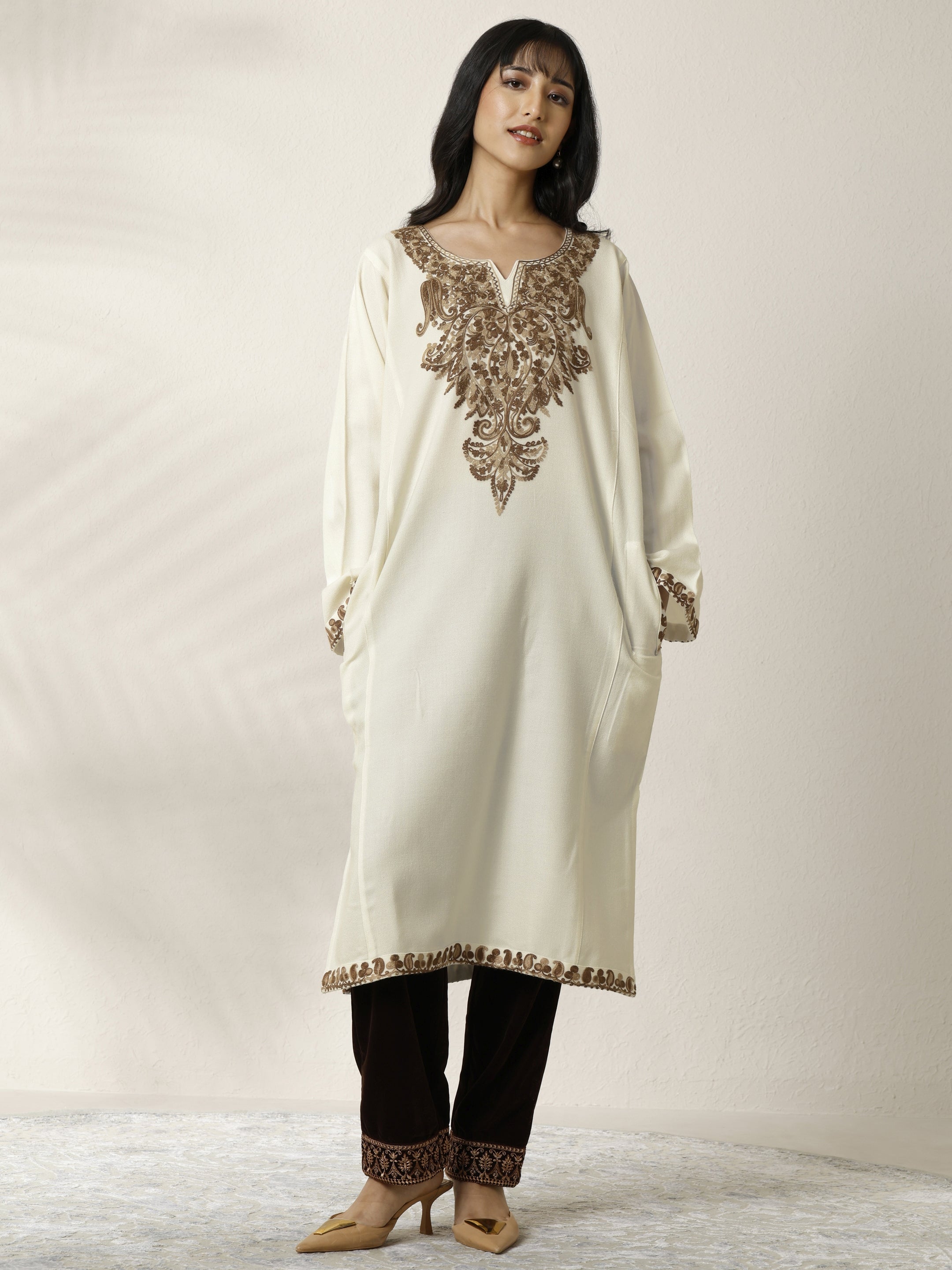 libas White Embroidered Wool Straight Kurta-picture-59