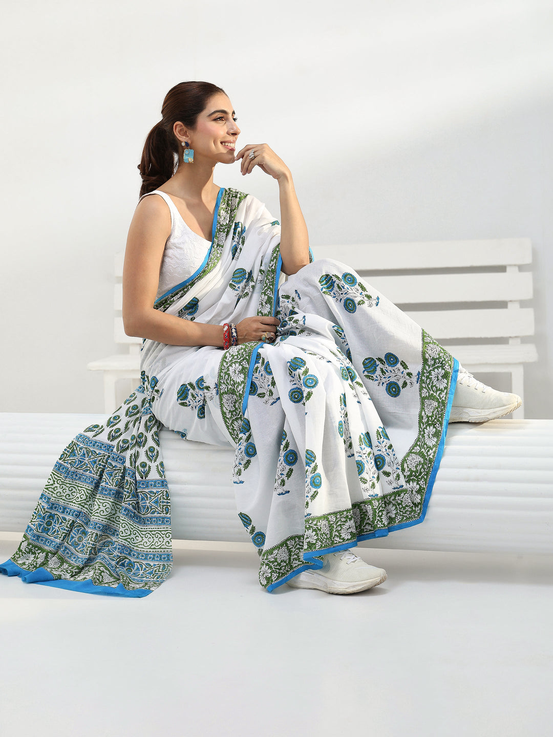  White Floral Printed Cotton saree 