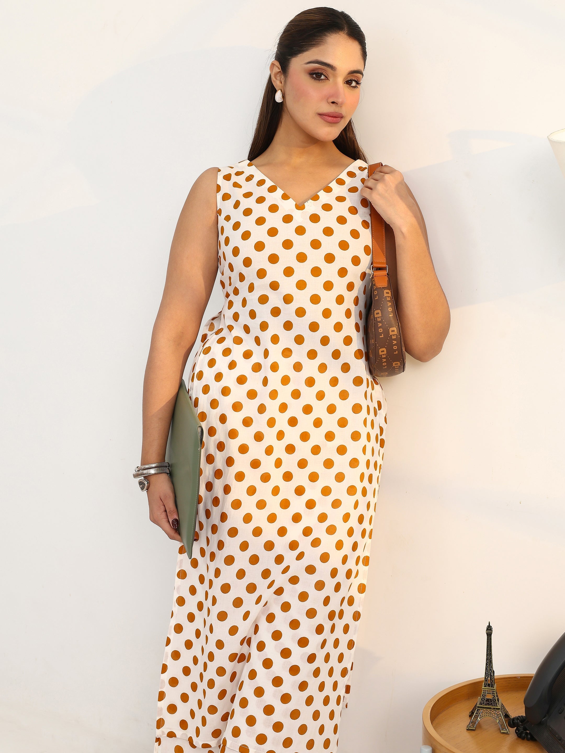 libas White Geometric Printed Cotton Blend Straight Kurta Set-picture-30