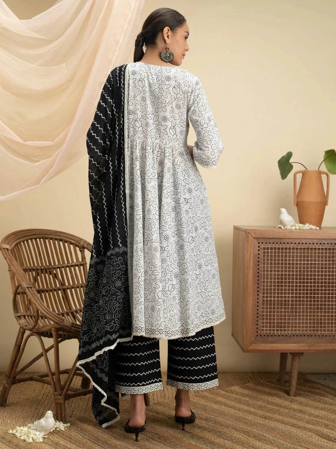 White Printed Cotton Suit Set - Libas 