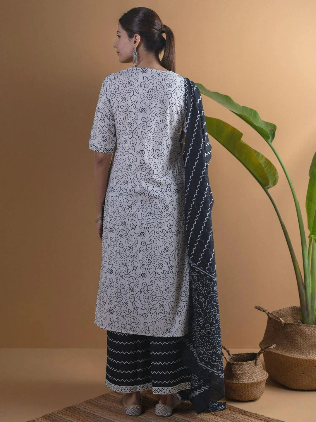 White Printed Cotton Suit Set - Libas 