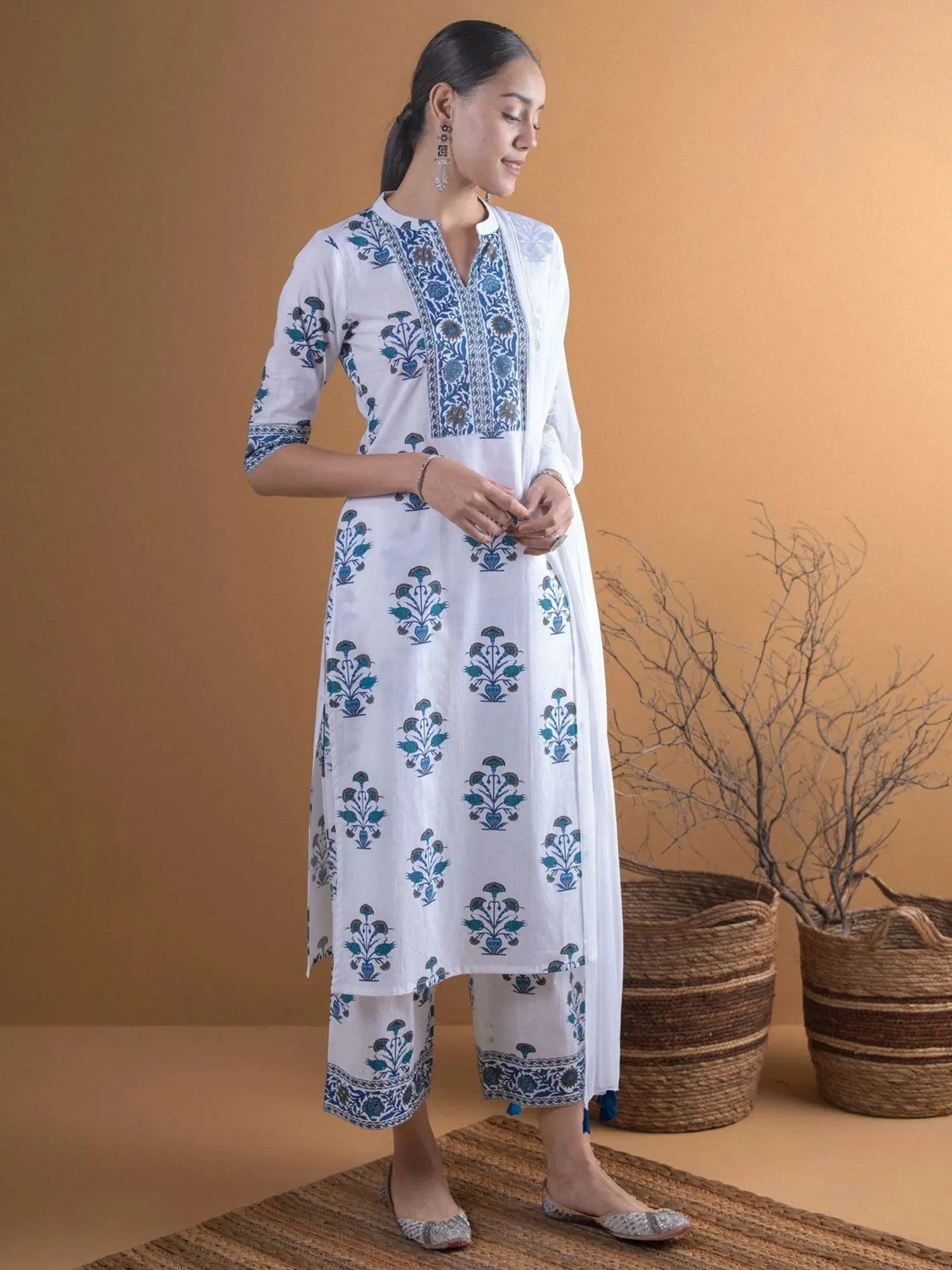 

Buy White Printed Cotton Suit Set -6538-XS | Libas Ethnic Wear Online