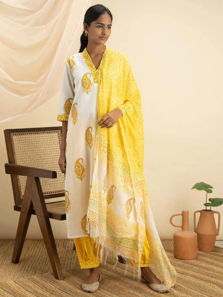 White Printed Cotton Suit Set - Libas