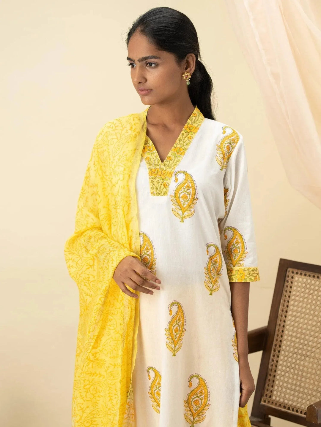 White Printed Cotton Suit Set - Libas 