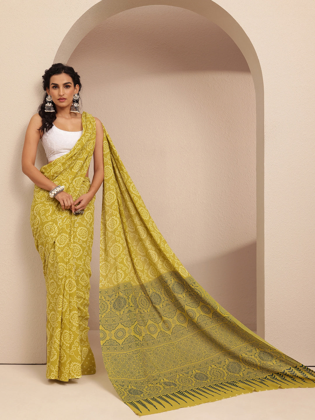  Yellow Bandhani Printed Cotton Saree With Unstitched Blouse Piece 